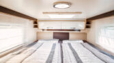 Schlafzimmer, LM Wohnmobile, Verleih in Riegenroth, Hunsrück