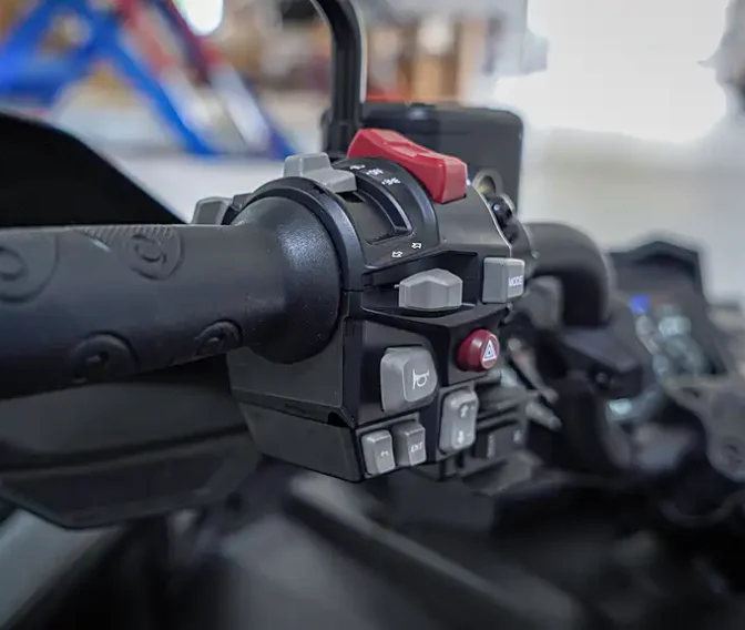 SPORTIVA 1000 Duale (7)